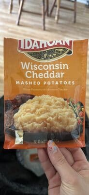 Idahoan Wisconsin Cheddar Mashed Potatoes