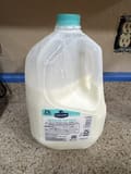 Lucerne Reduced fat milk