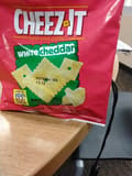 Cheez-It White cheddar baked snack crackers