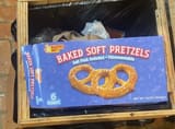 Bakers best baked soft pretzels