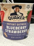 Quaker Instant Oatmeal Blueberry Strawberry