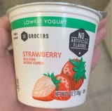Se Grocers Strawberry Lowfat Yogurt, Strawberry