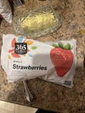 365 Whole Foods Market Whole Strawberries