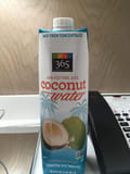 365 Everyday Value Coconut water 100% pulp free juice