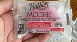 Bubbies Hawaii Vegan Strawberry Mochi Coconut Frozen Dessert