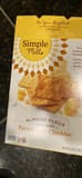 Simple Mills ALMOND FLOUR CRACKERS Farmhouse Cheddar