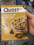 Quest Chocolate Chip Cookie Dough Protein Bar